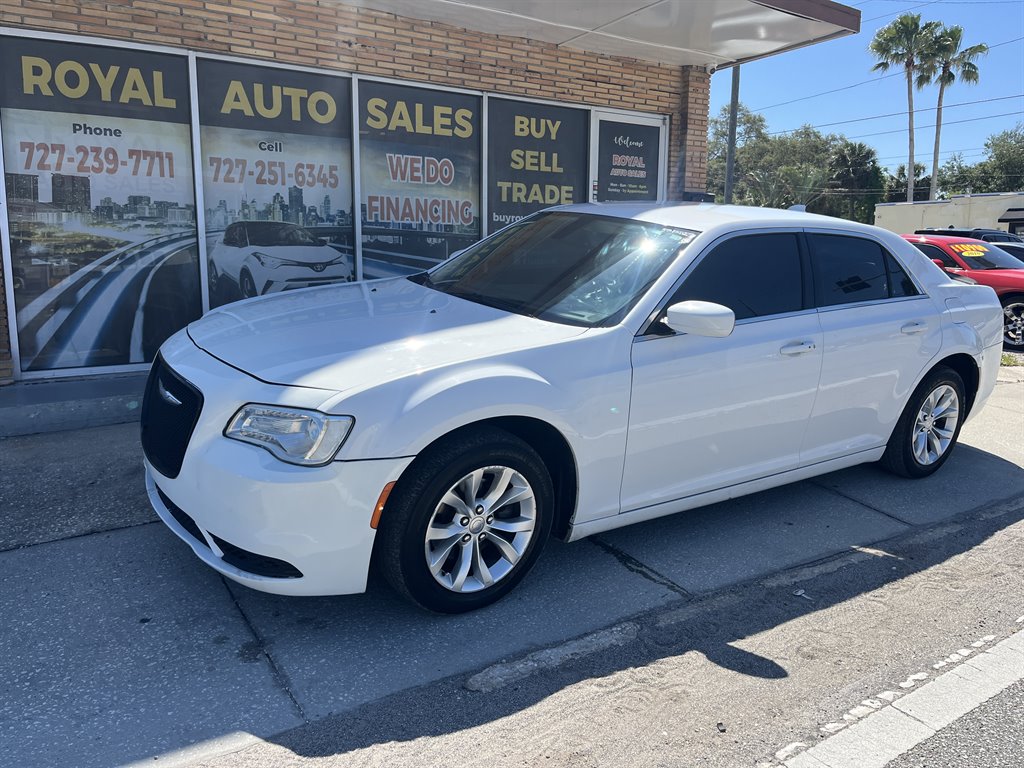 2015 Chrysler 300 Limited