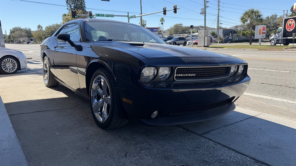 2012 Dodge Challenger SXT