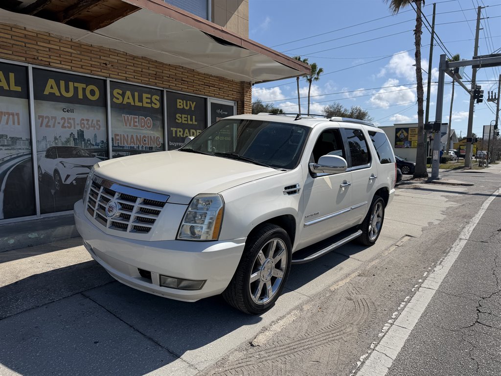 2010 Cadillac Escalade Luxury