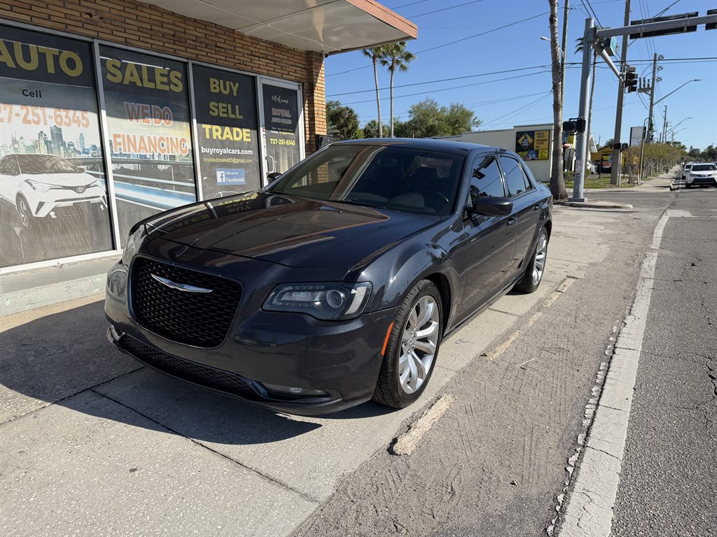 2019 Chrysler 300 Touring