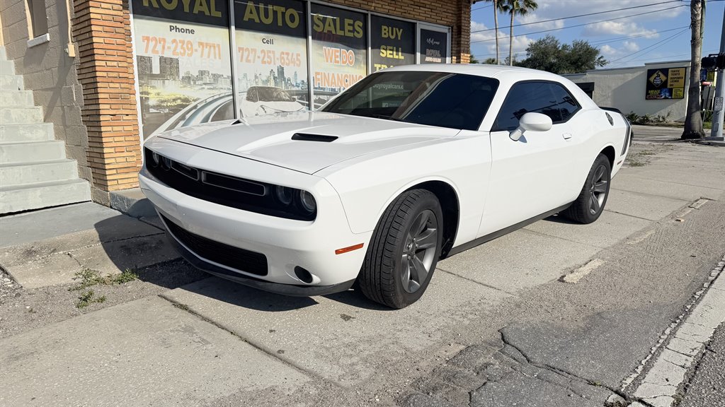 2016 Dodge Challenger SXT