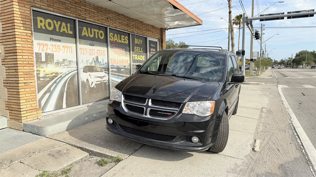 2017 Dodge Grand Caravan SXT's photo
